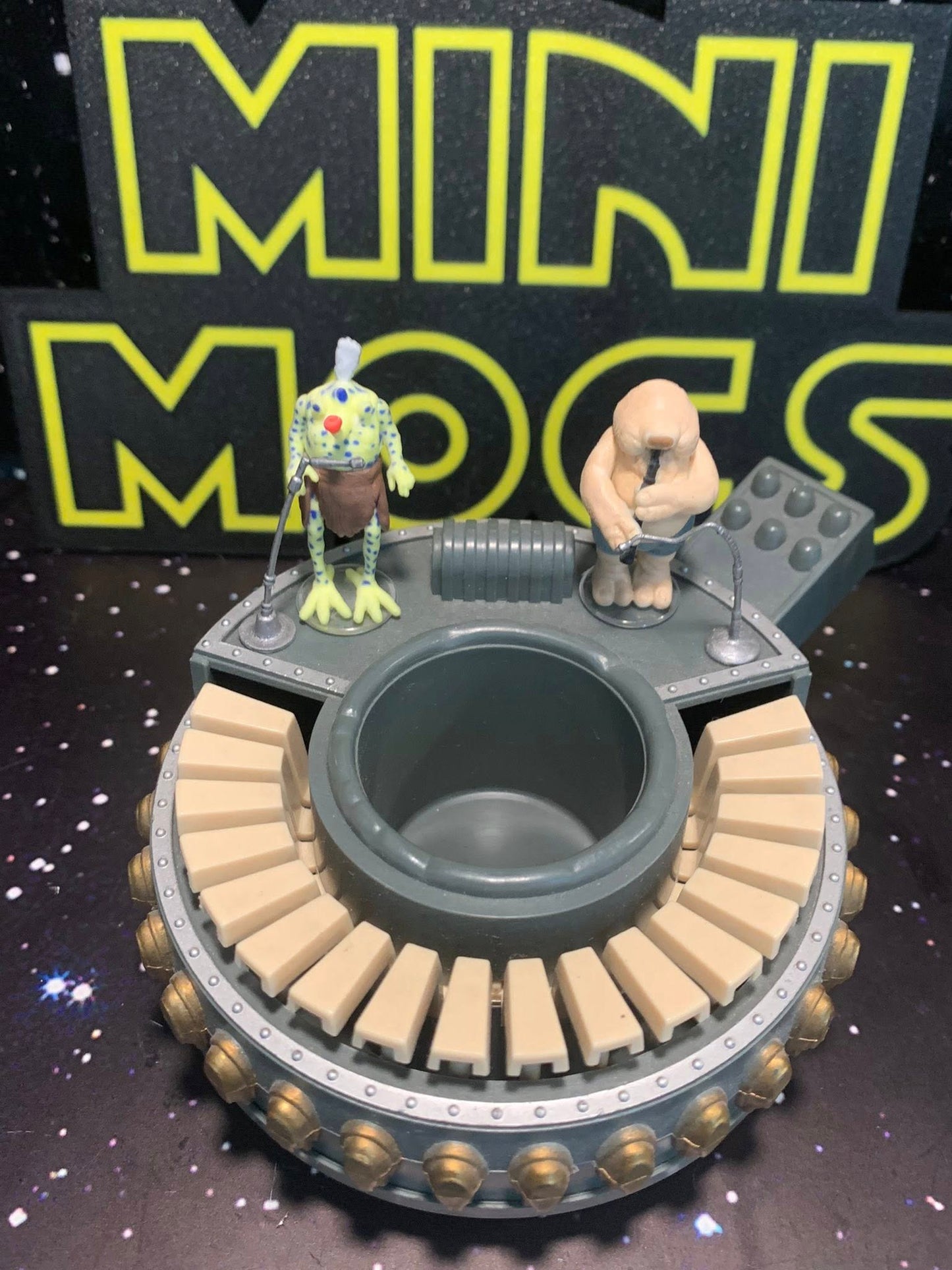 SY SNOODLES and the REBO BAND