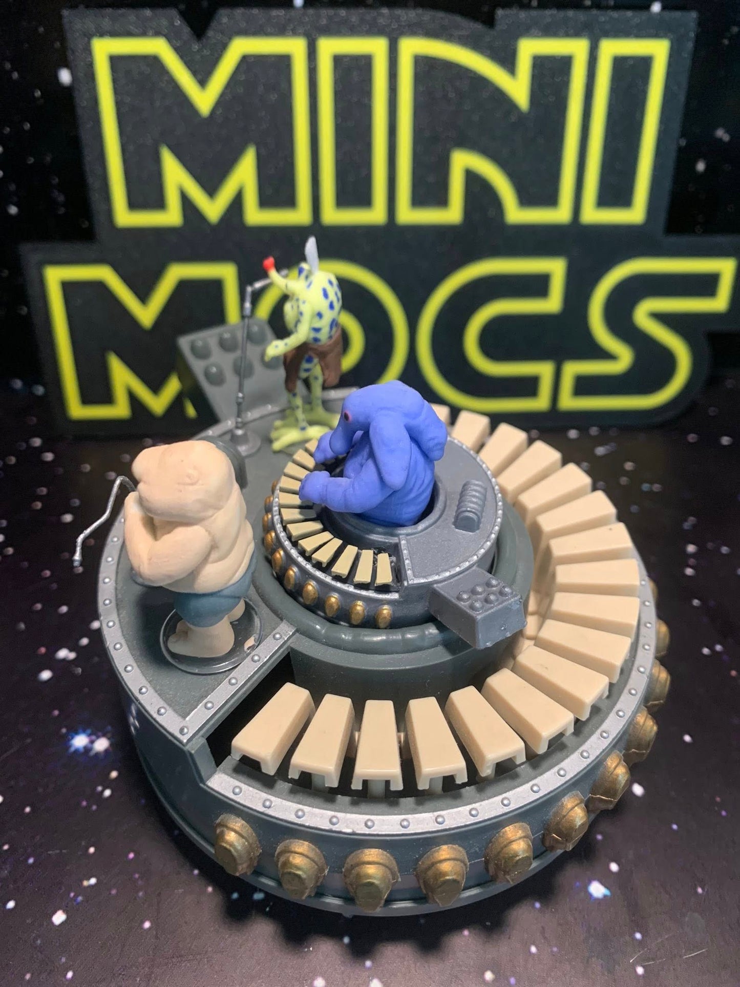 SY SNOODLES and the REBO BAND
